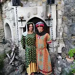 Medievale, L'epee Du Roi Artur Avec Escape Game Bed & Breakfast 4*