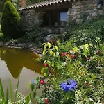 Bed & Breakfast Medievale, L'epee Du Roi Artur Avec Escape Game 4*