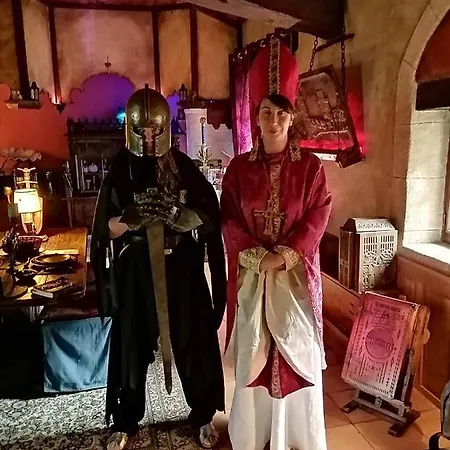 Medievale, L'epee Du Roi Artur Avec Escape Game 4* Servas (Gard)
