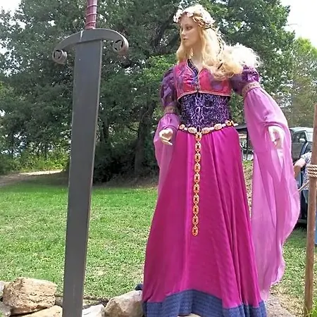 Medievale, L'epee Du Roi Artur Avec Escape Game 4*