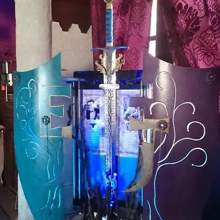 Medievale, L'epee Du Roi Artur Avec Escape Game