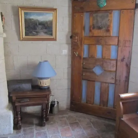 Medievale, L'epee Du Roi Artur Avec Escape Game 4*