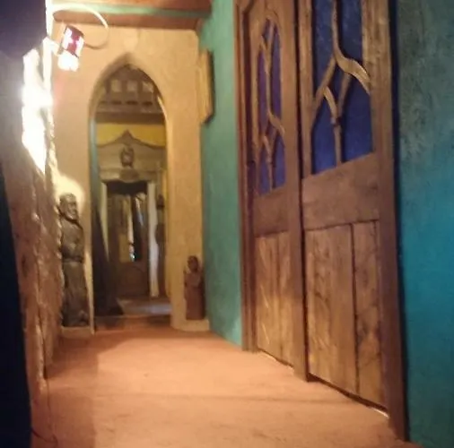 Medievale 40m2 D' Du Mas Fabregue Bed & Breakfast 4*